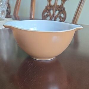 Vintage Pyrex Town and Country Cinderella Mixing Bowl 6''